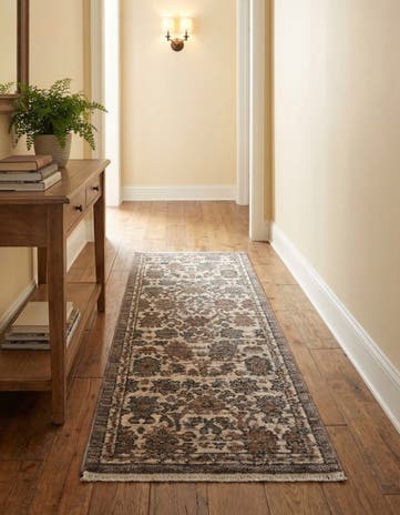 Ivory Grand Tradition Runner Rug