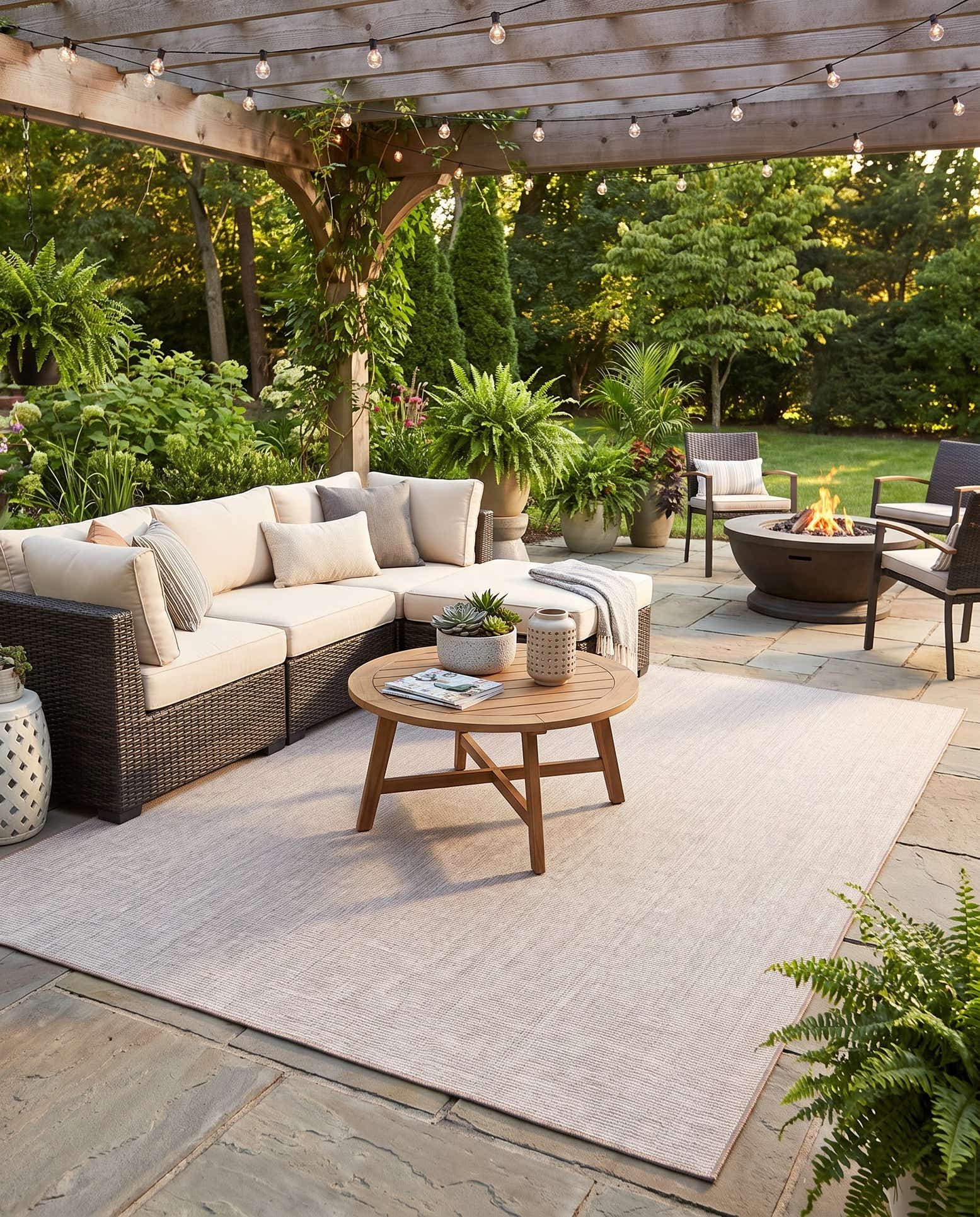 8' 4 x 11' 4 Easy-Clean Solid Indoor / Outdoor Rug