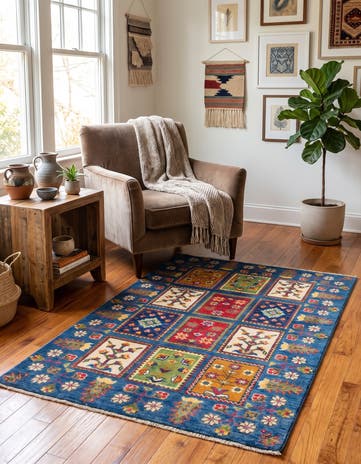 2' 9 x 4' 2 Hand Knotted Kazak Rug