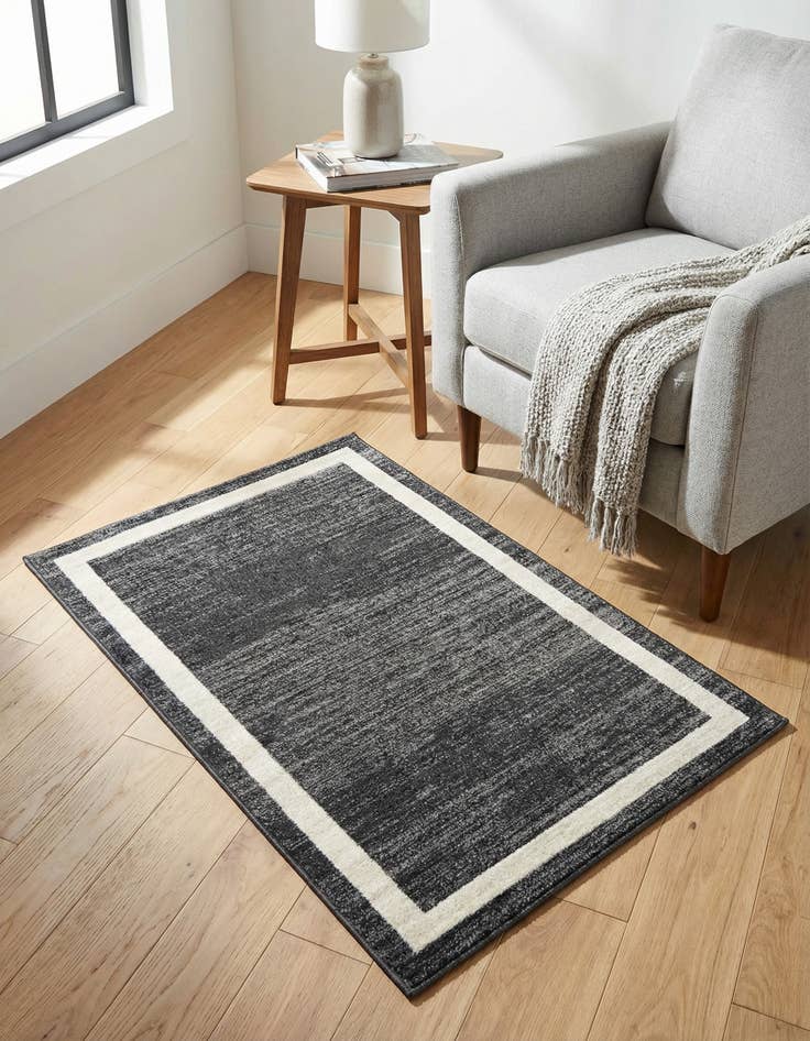 Detail image of 3' x 5' 3 Angelica Rug