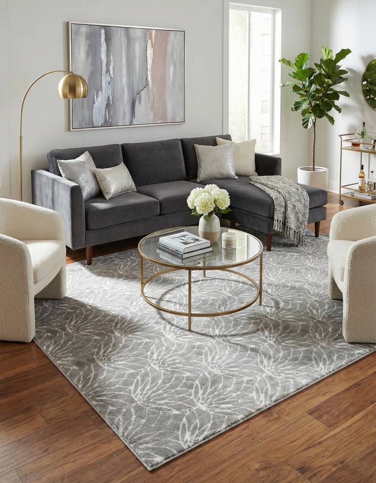 Detail image of 7' 10 x 10' Marilyn Monroe&trade; Glam Dahlia Rug